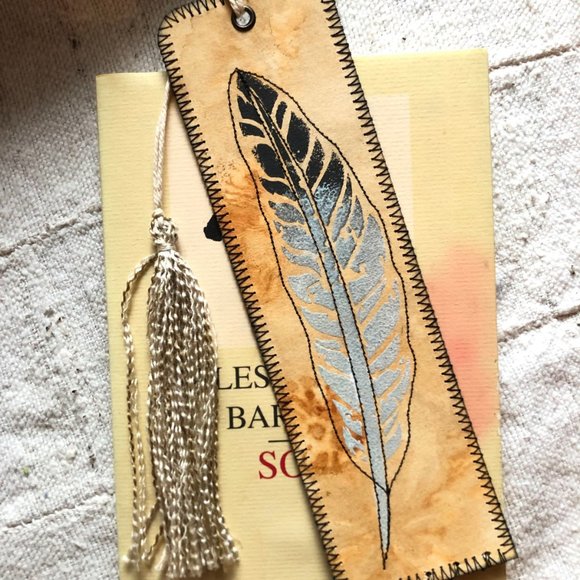 Bookmark with a Zigzag Stitch Sewing Pattern and Feather Metal Charms - Picture 4 of 6